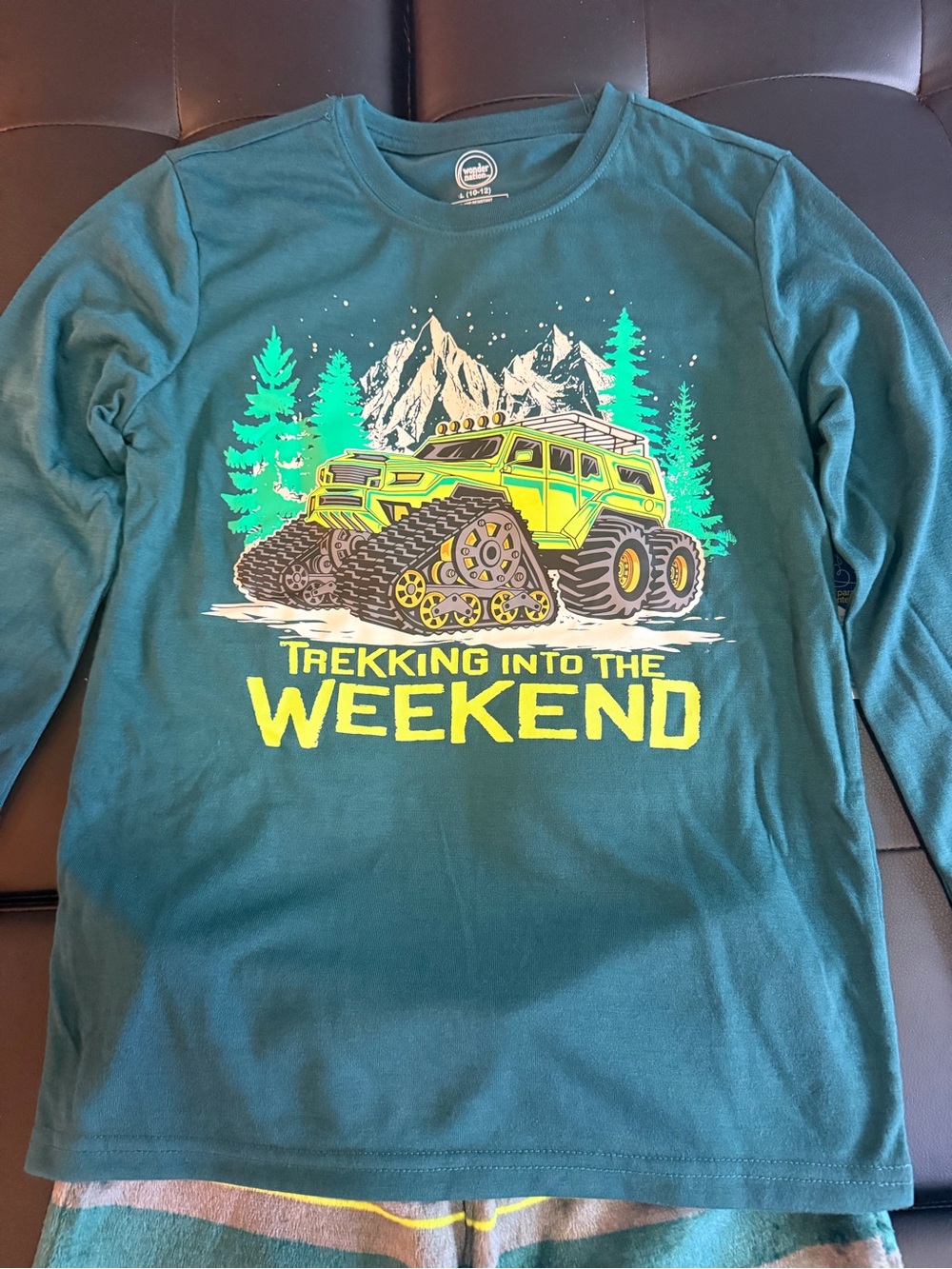 Kids 'Trekking Into The Weekend' Graphic pajama set